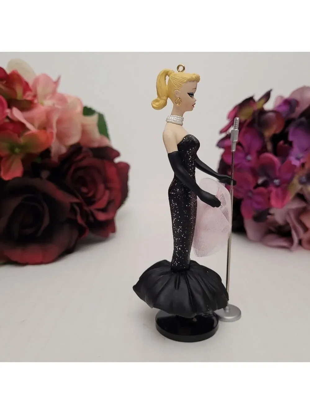 Vintage 1995 Hallmark Keepsake Ornament Collectors Series Solo In The Spotlight